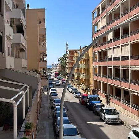 100 Metri Dal Mare