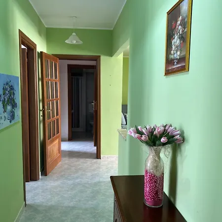 100 Metri Dal Mare アパート